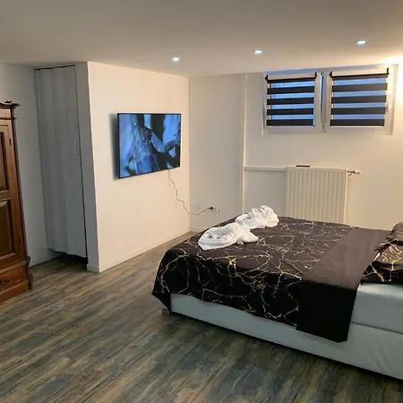 45m2 Tres Calme Village-Neuf