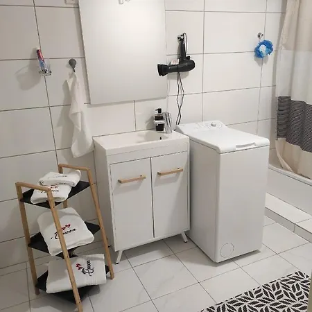 Guest house 45m2 Tres Calme Village-Neuf